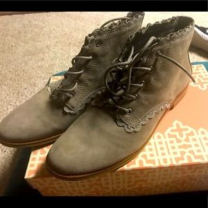 Gianni Boni taupe ankle boots with lace 9.5 leath